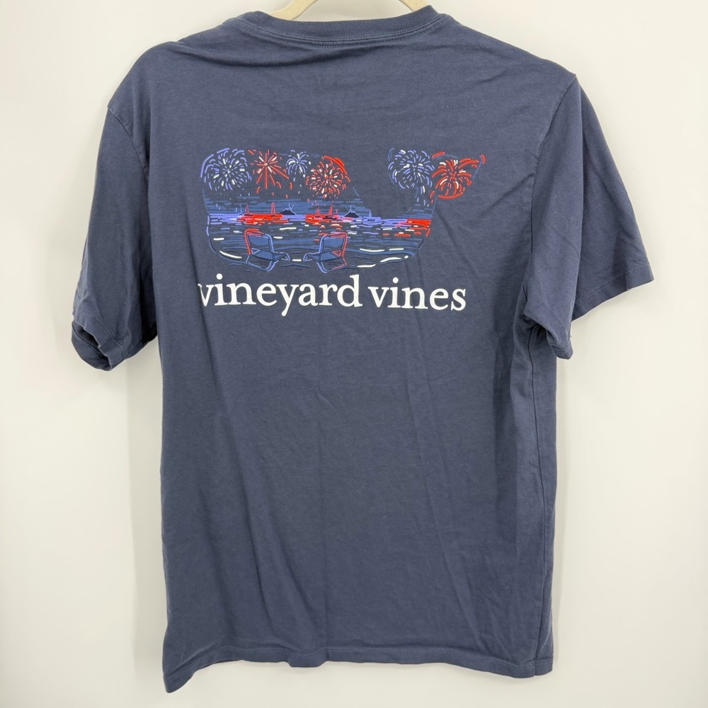 Vineyard Vines Beach Fireworks Whale Fill Short-Sleeve Pocket Tee blue sz S